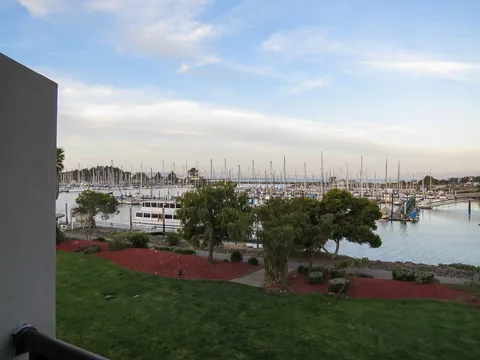 Doubletree by Hilten Berkeley Marina, Berkeley, USA