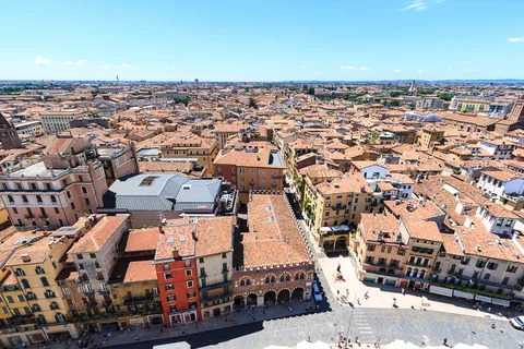 Italien