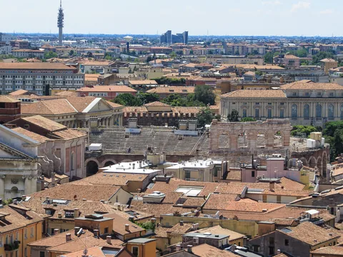 Italien