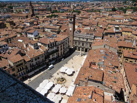 Italien