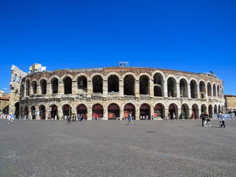 Italien