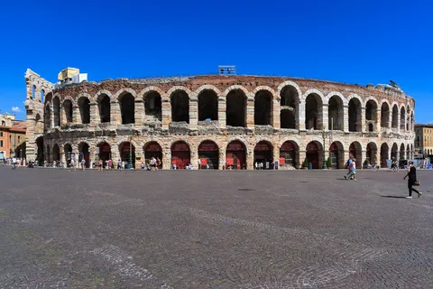 Italien