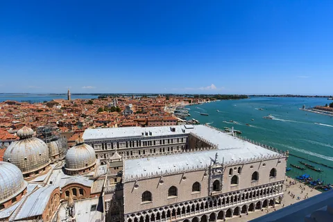 Italien