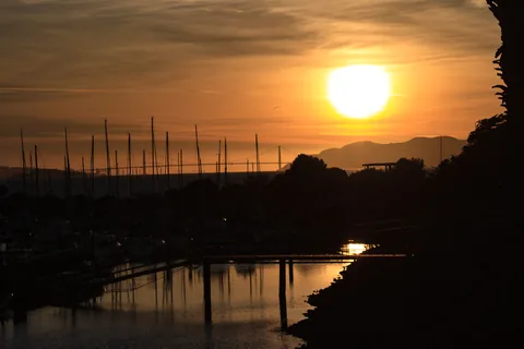 Solnedgangen set fra værelset på Doubletree by Hilton Berkeley Marina, Berkeley, USA