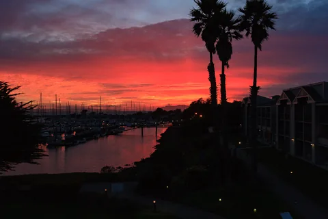 Solnedgangen set fra værelset på Doubletree by Hilton Berkeley Marina, Berkeley, USA