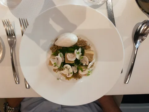 Frokost på L'Atalier du Peintre i Colmar, Alsace.