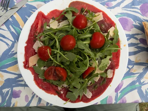 En hjemmelavet Carpaccio, hvem siger at campingmad skal være kedeligt