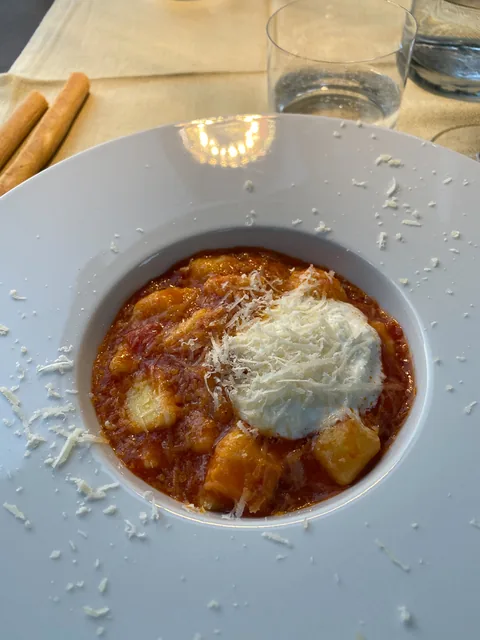 Middag på Osteria Battaglino, Dogliani, Piemonte, Italien