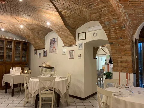 Middag på La locanda del Sorriso i Dogliani, Piemonte, Italien.