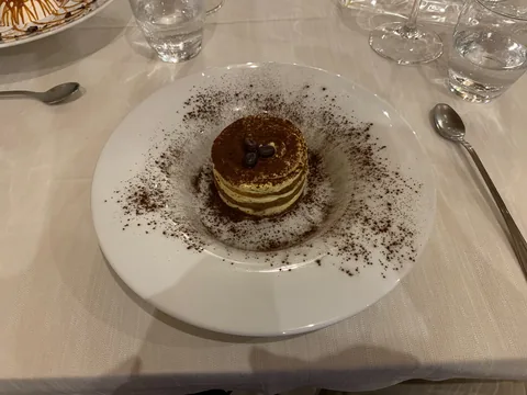 Middag på La locanda del Sorriso i Dogliani, Piemonte, Italien.