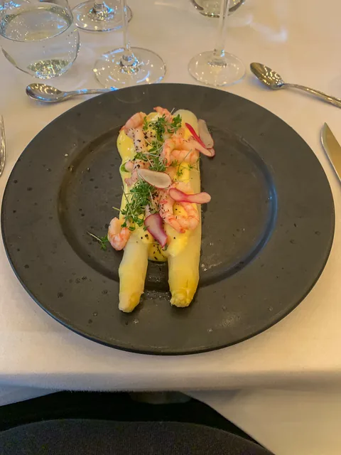 Friske hvide asparges - Hollandaise - Rejer