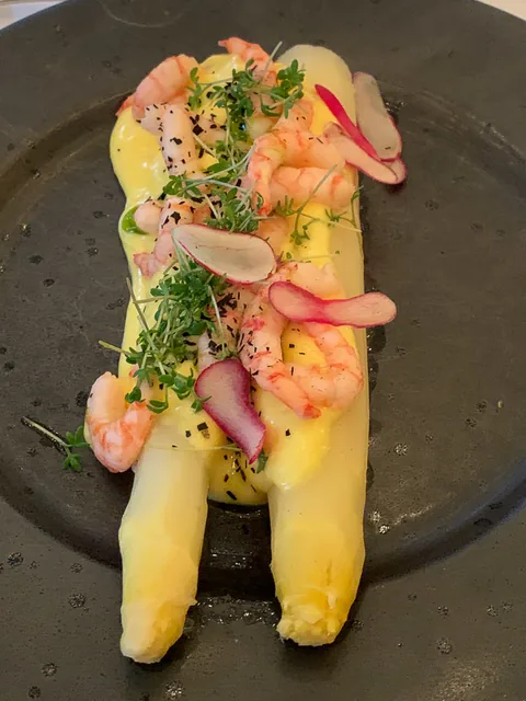 Friske hvide asparges - Hollandaise - Rejer
