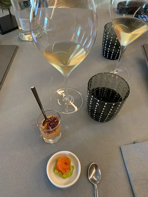 Middag på den 1 stjernede Michelin Ristorante Massimo Camia ved La Morra i Piemonte