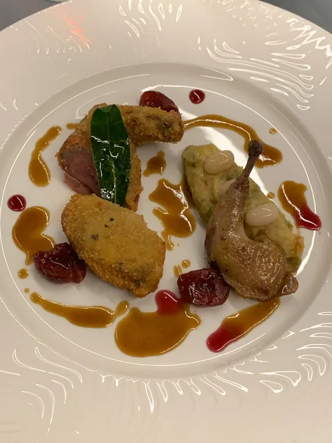 Middag på den 1 stjernede Michelin Ristorante Massimo Camia ved La Morra i Piemonte