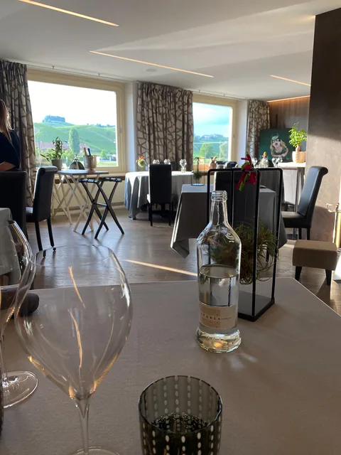 Middag på den 1 stjernede Michelin Ristorante Massimo Camia ved La Morra i Piemonte