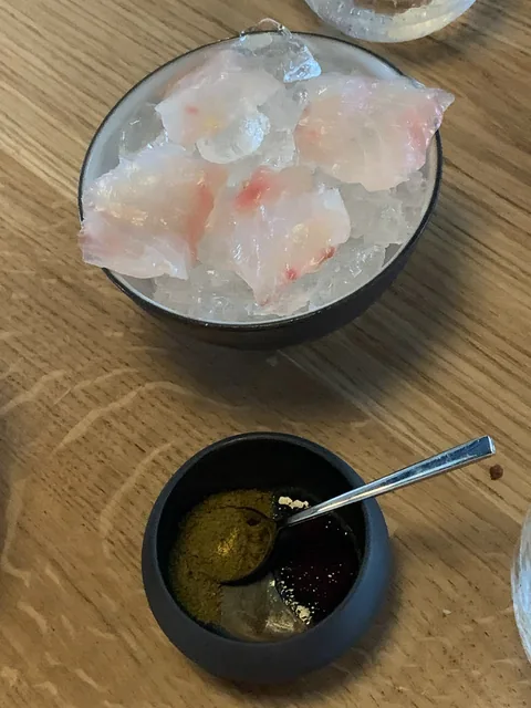 Middag på den fantastiske 1 stjernede Michelinrestaurant l'Alchemille i Kaysersberg, Alsace, hvor køkkenchefen Jerome Jaegle tryller i køkkenet.