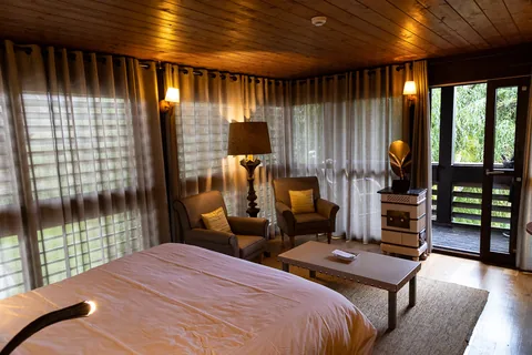 Så er vi ankommet til Hotel des Berges, Auberge de l'Ills tilhørende 5 stjernede hotel. Et megahyggeligt sted, som desværre heller ikke er gratis, så vi nøjes med en enkelt overnatning i denne omgang.