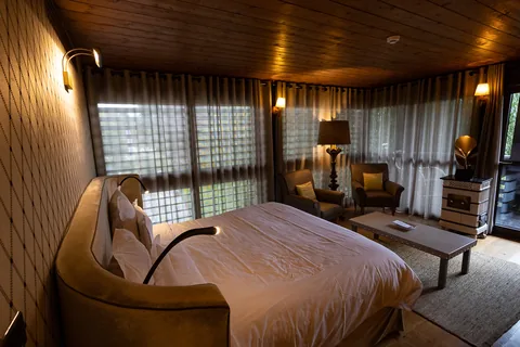 Så er vi ankommet til Hotel des Berges, Auberge de l'Ills tilhørende 5 stjernede hotel. Et megahyggeligt sted, som desværre heller ikke er gratis, så vi nøjes med en enkelt overnatning i denne omgang.