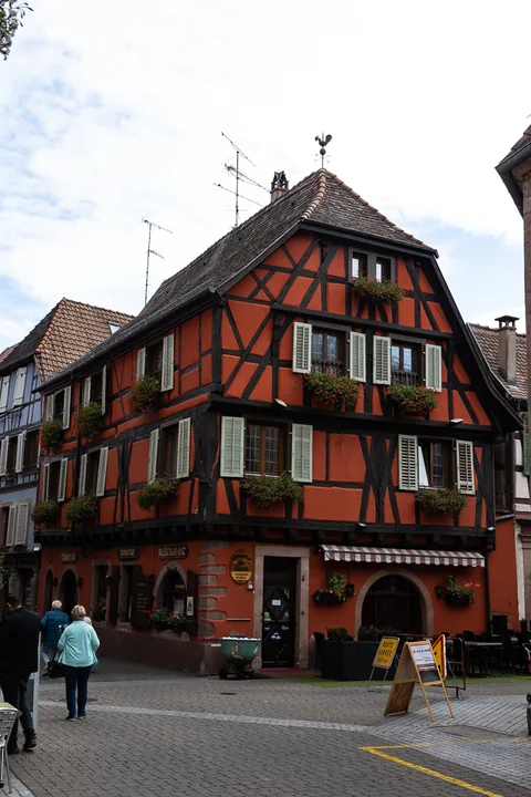 Tur til Ribeauville, hvor dagens frokost skulle indtages, inden endnu en aften i Michelinstjernernes tegn.