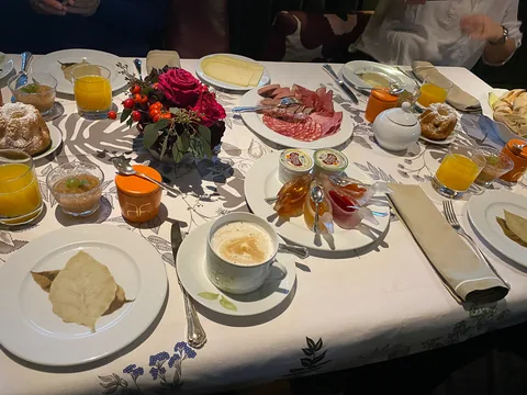 Fantastisk morgenmad på Hotel des Berges